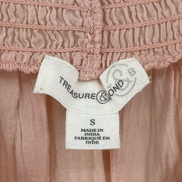 Treasure & Bond Smocked Lace Inset Gauzy Blouse Pink Smoke Women Small NWT - Picture 9 of 11